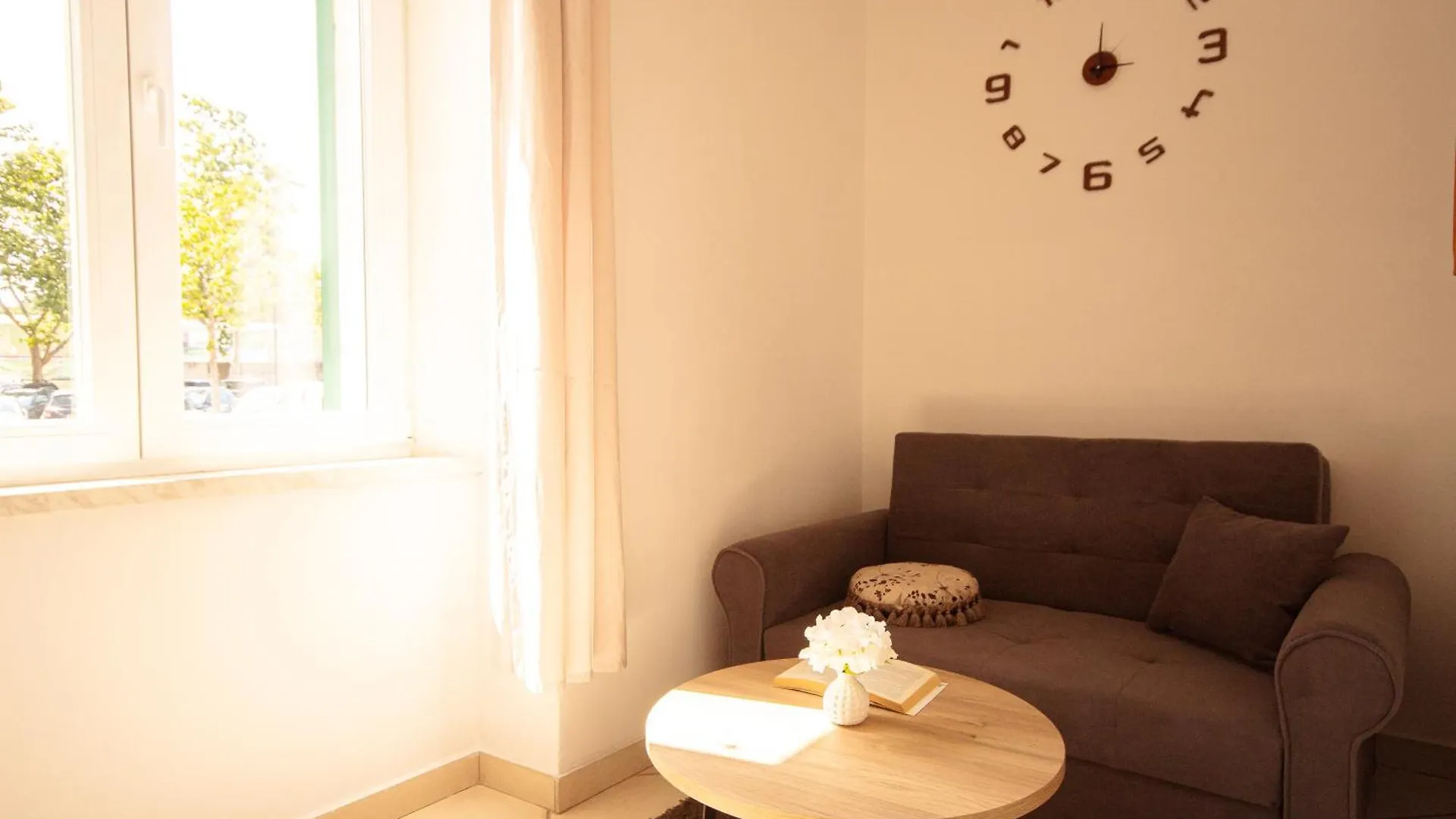 Tres Jolie Central Apartment Near Theatre & Beach Split