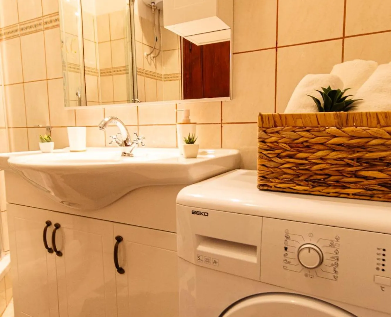 Tres Jolie Central Apartment Near Theatre & Beach Split Croatia