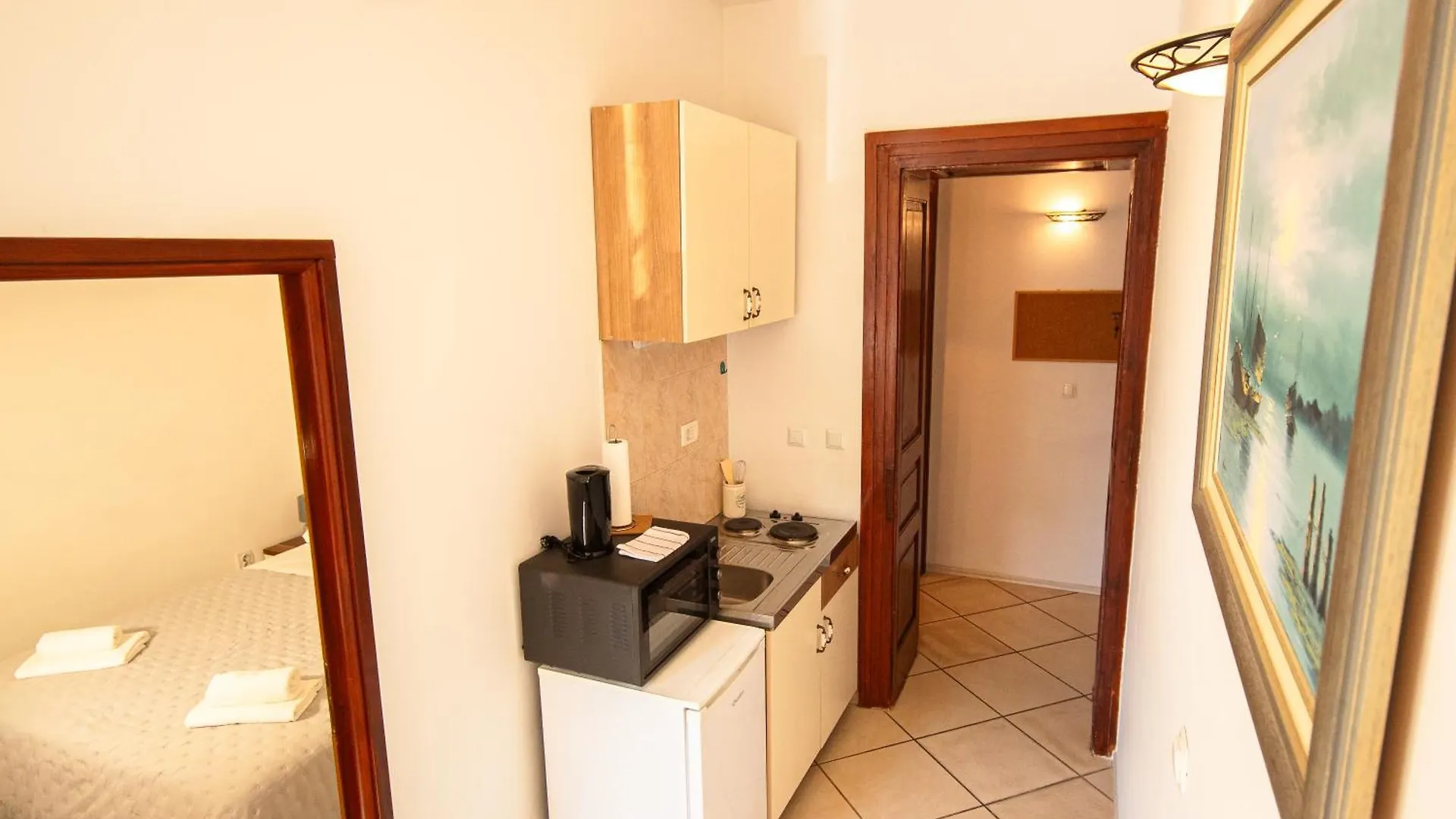 Tres Jolie Central Apartment Near Theatre & Beach Split
